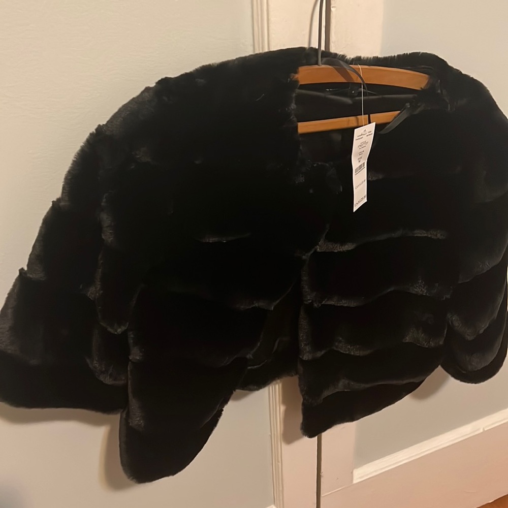 White House Black Market faux fur bolero jacket